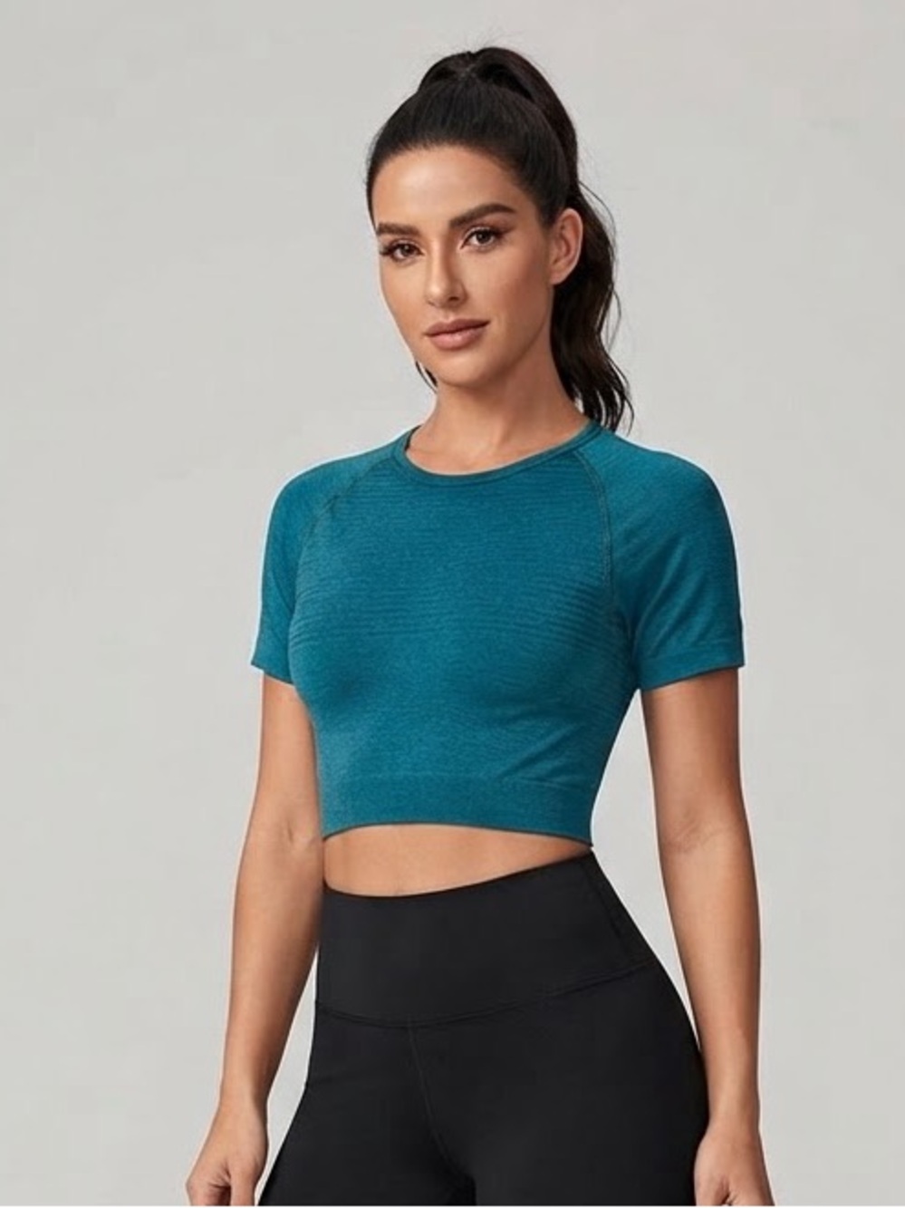 Alphalete Teal Short Sleeve Seamless Crop Top